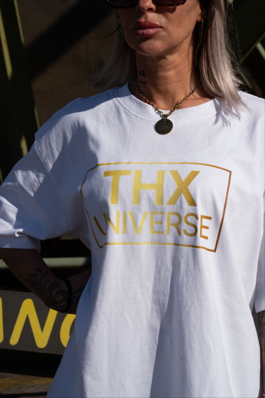 Frauen T-Shirt "THX UNIVERSE" Oversized