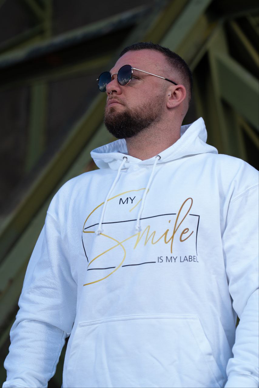 Männer Hoodie "My Smile Is My Label"